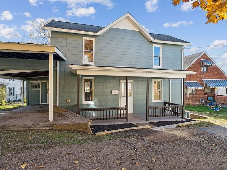 Listing photo 2
