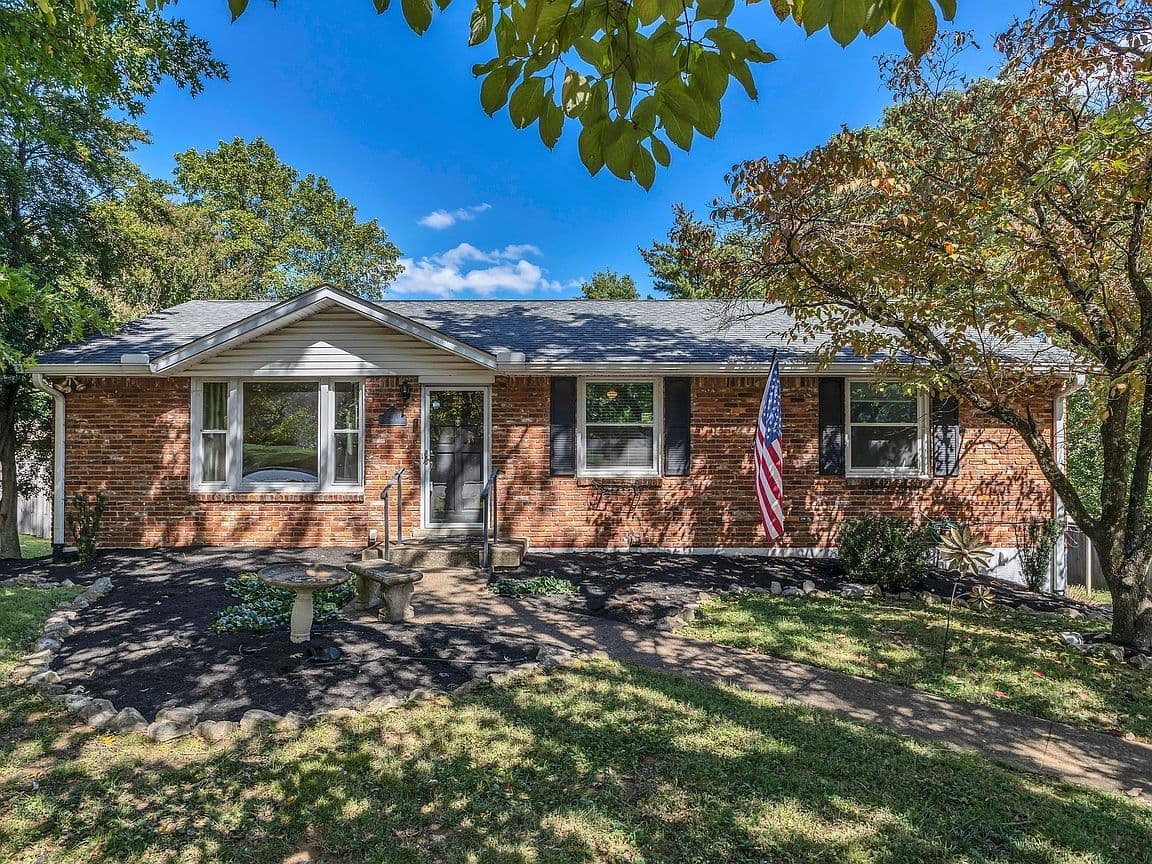 Primary listing photo