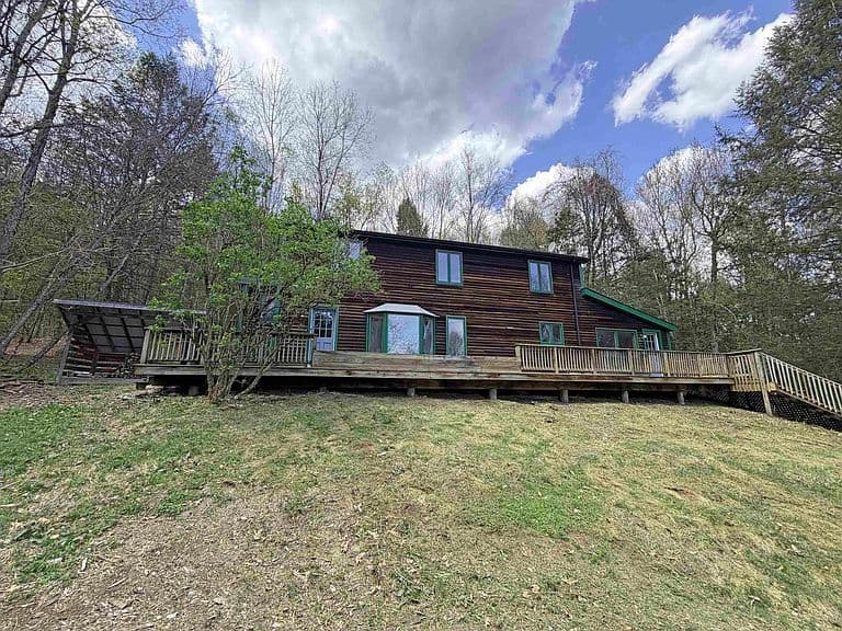 Listing photo 2