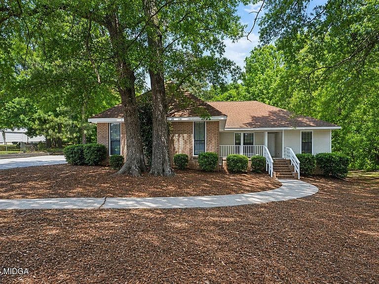 Listing photo