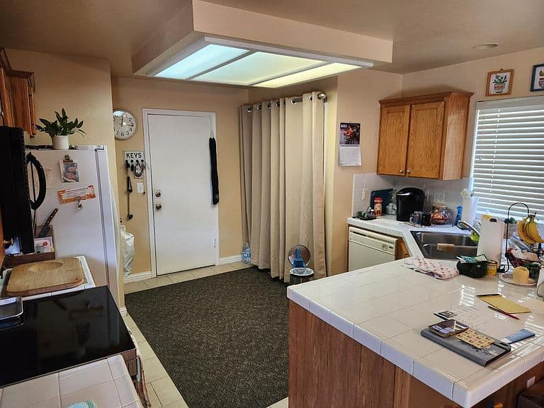 Listing photo 4
