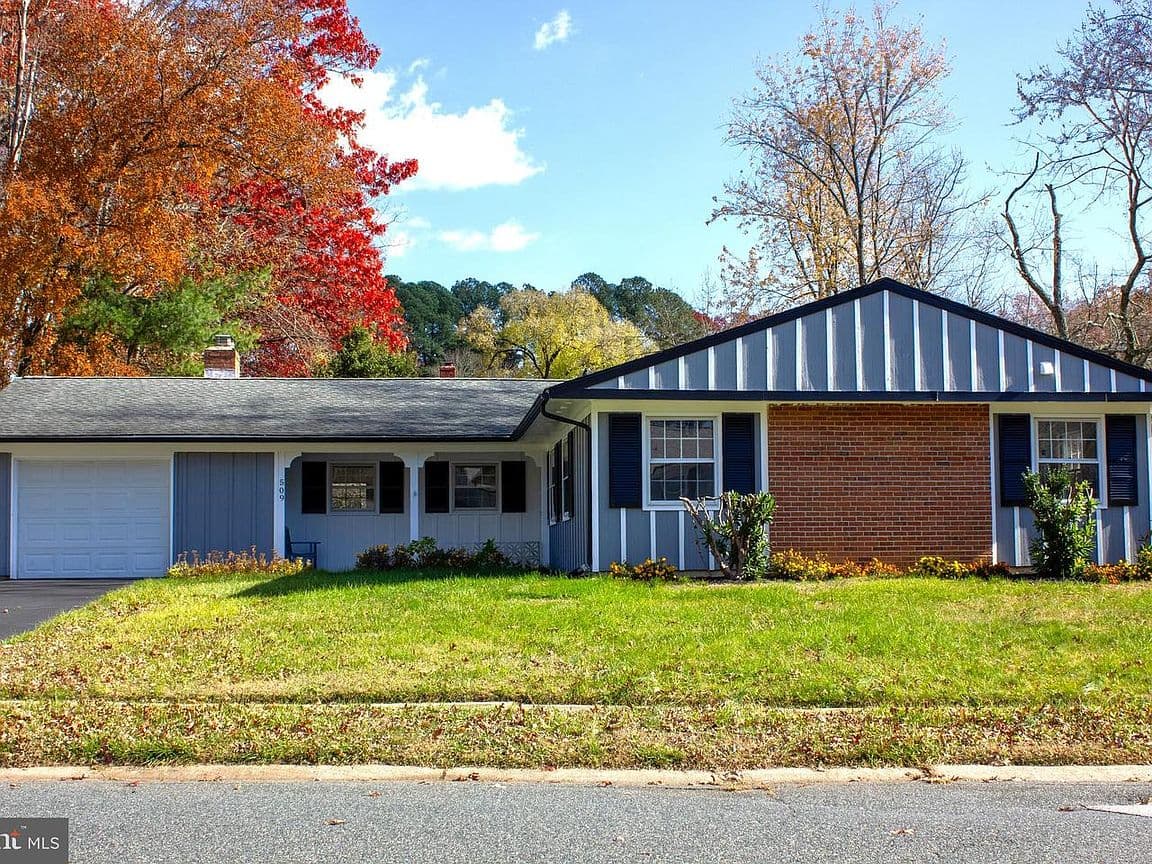 Primary listing photo