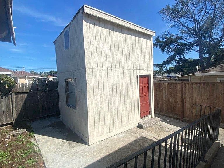 Listing photo 4