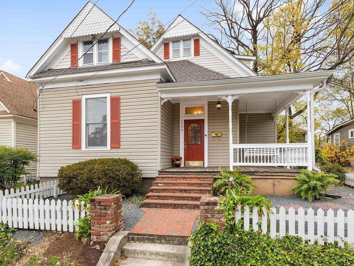 Primary listing photo