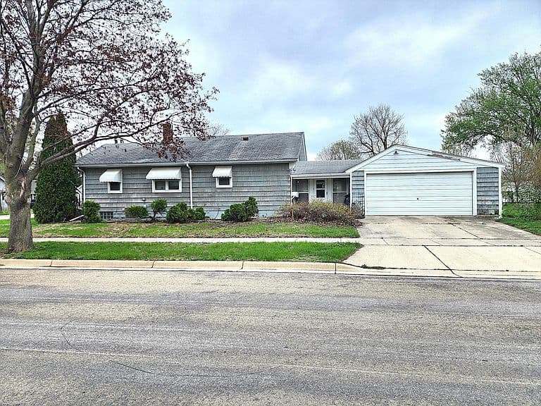 Listing photo 4