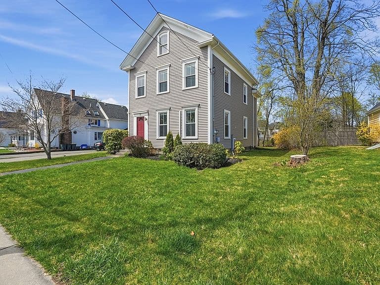 Listing photo 3
