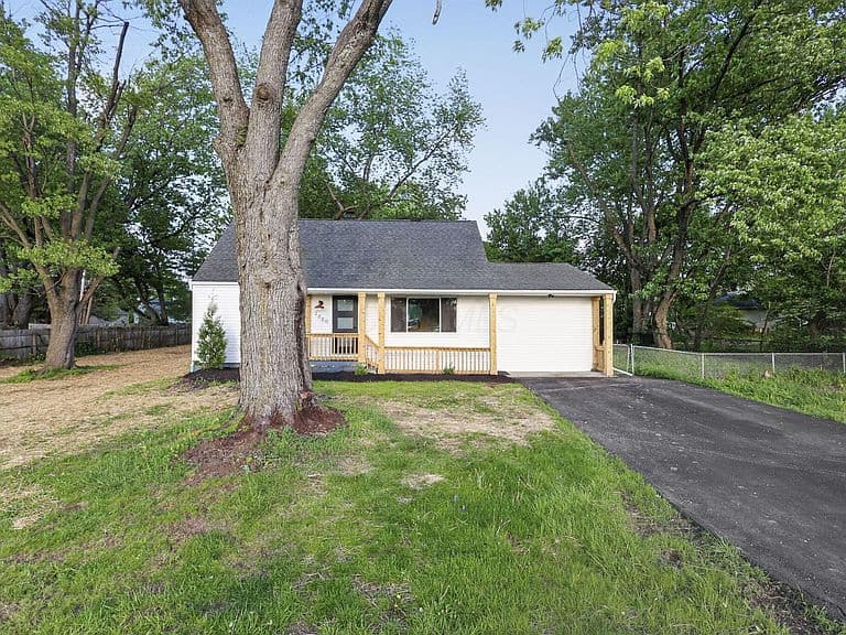 Listing photo 5