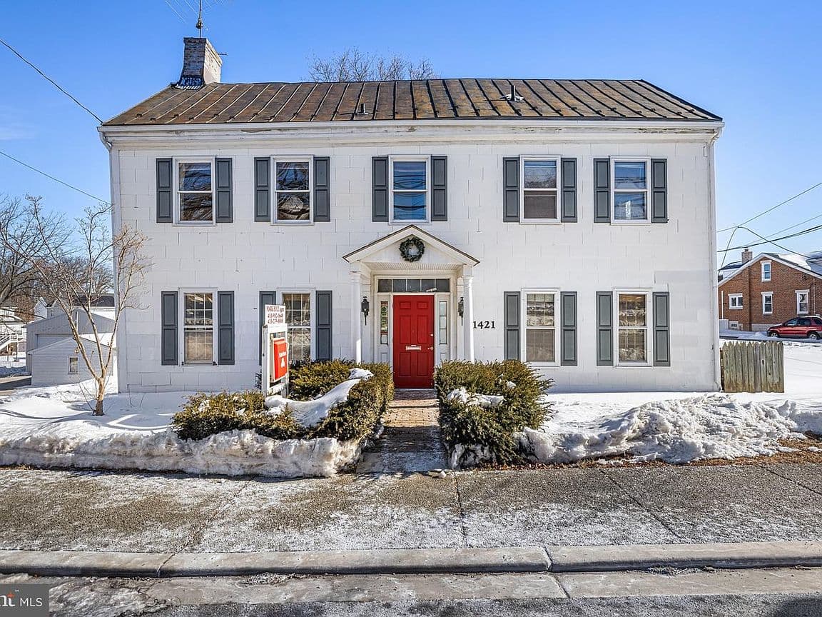Primary listing photo