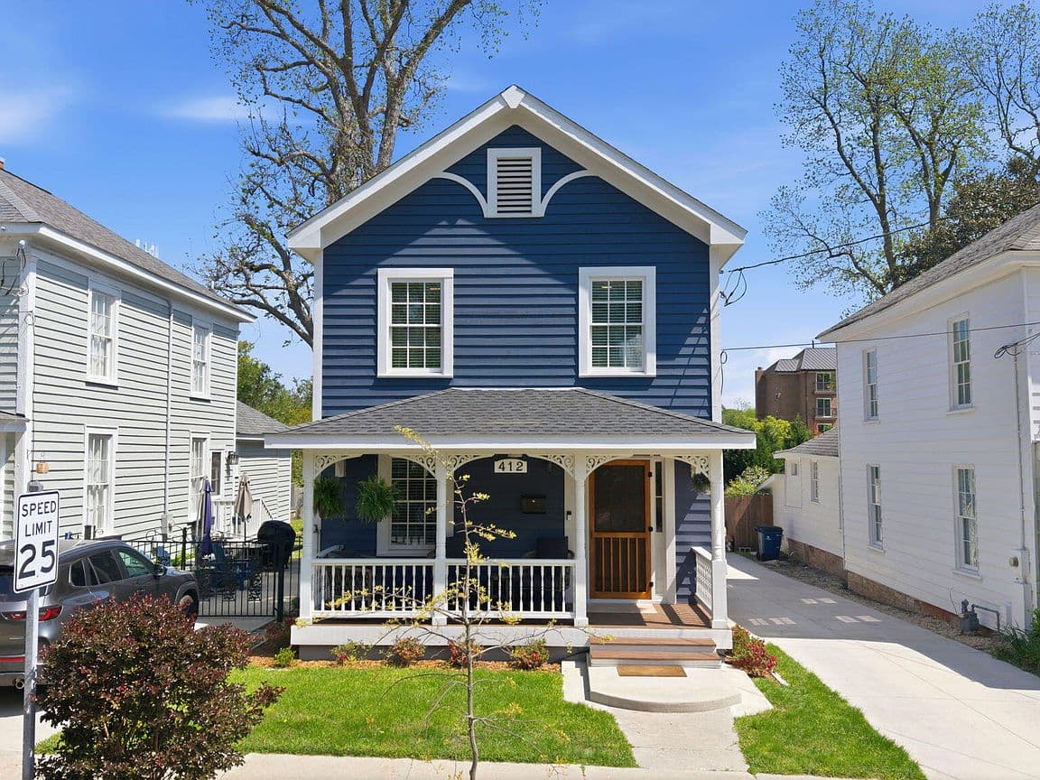 Primary listing photo