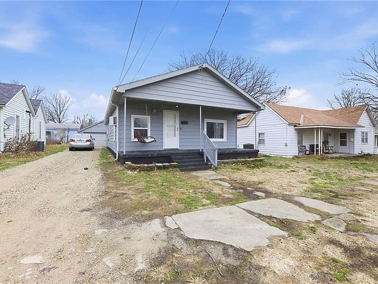 Listing photo 4