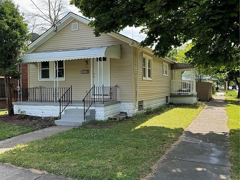 Listing photo