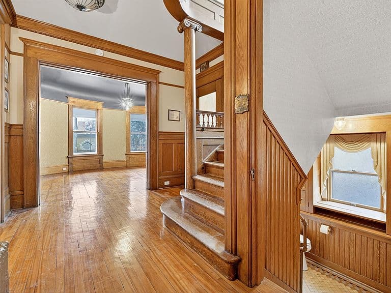 Listing photo 4