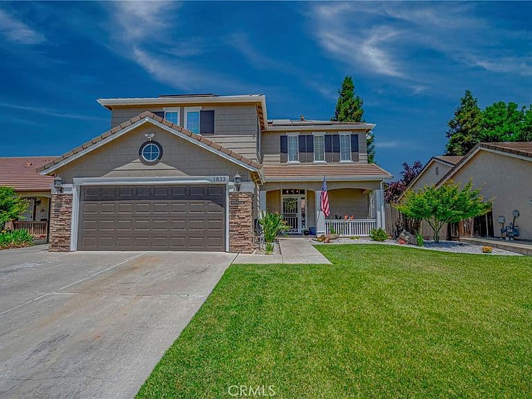 Listing photo 4