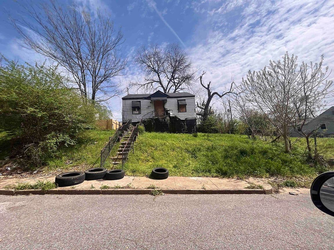 Primary listing photo