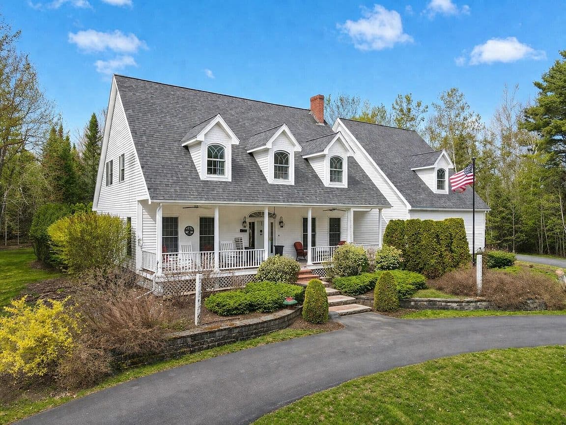 Primary listing photo