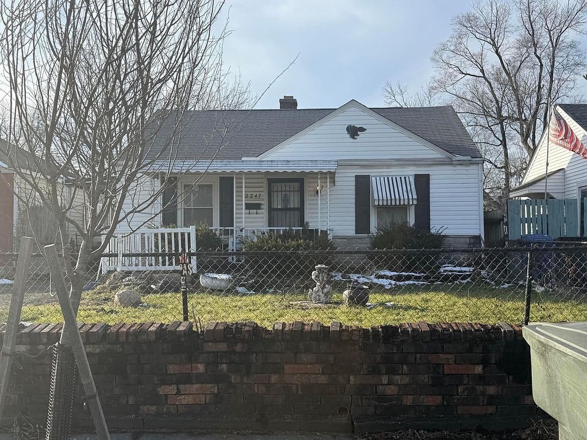 Primary listing photo