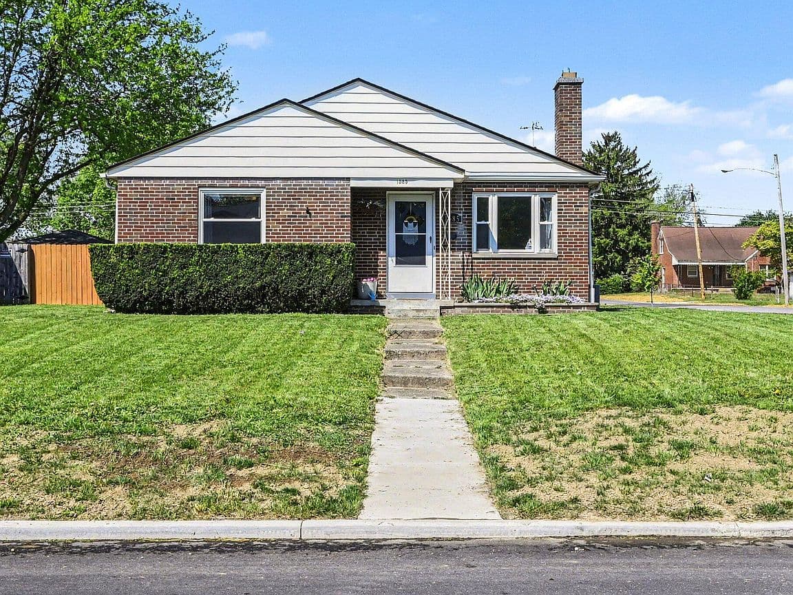 Primary listing photo
