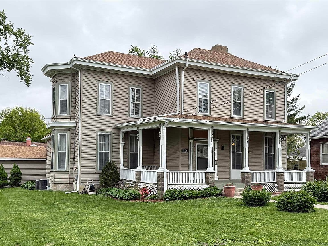 Primary listing photo