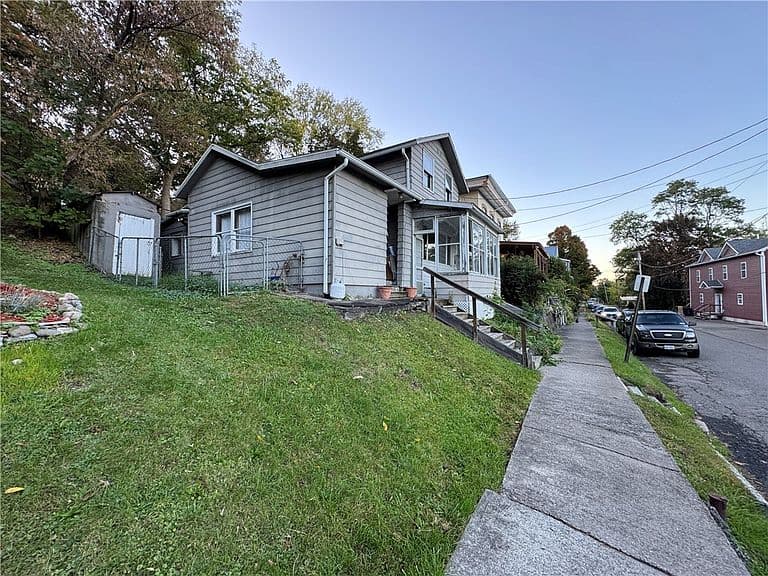 Listing photo 4