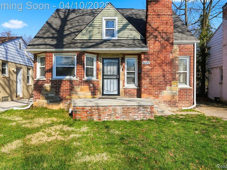 Listing photo 3
