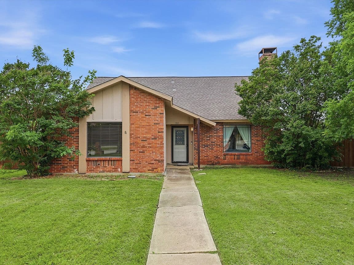 Primary listing photo