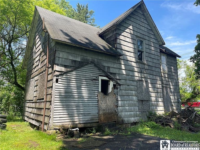 Listing photo 4