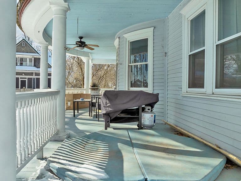Listing photo 4