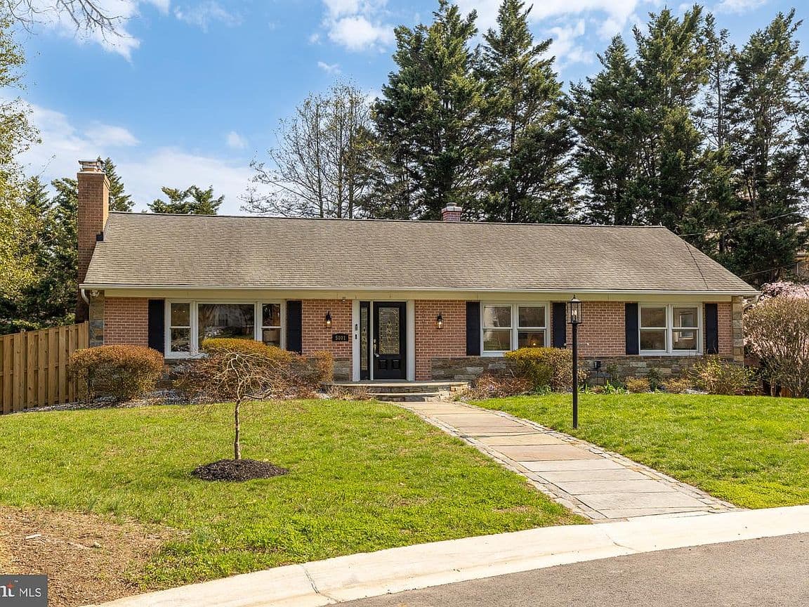 Primary listing photo