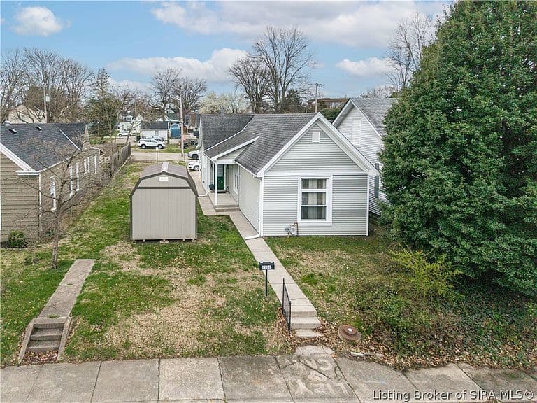Listing photo 5
