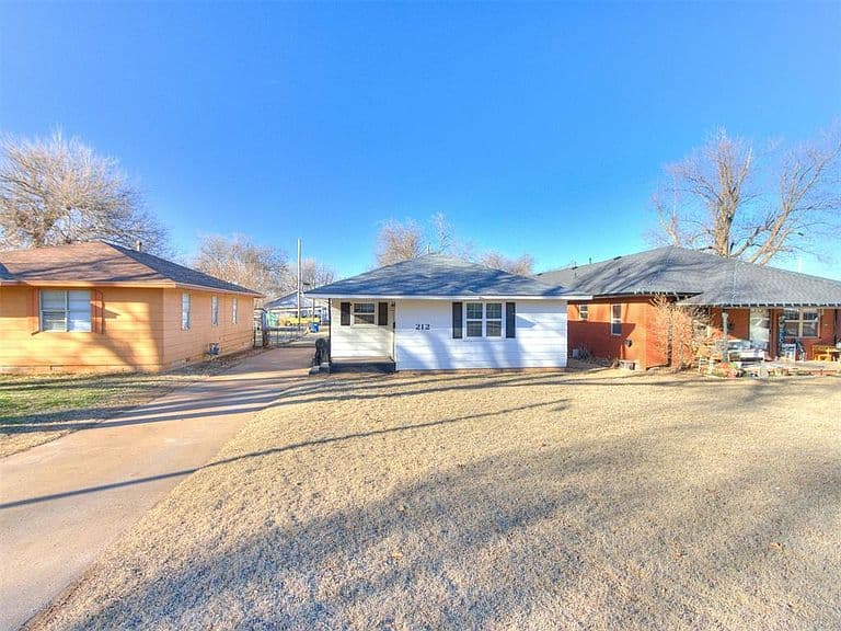 Listing photo 4