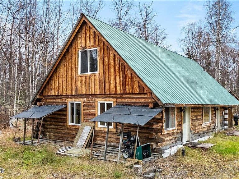 Listing photo 3