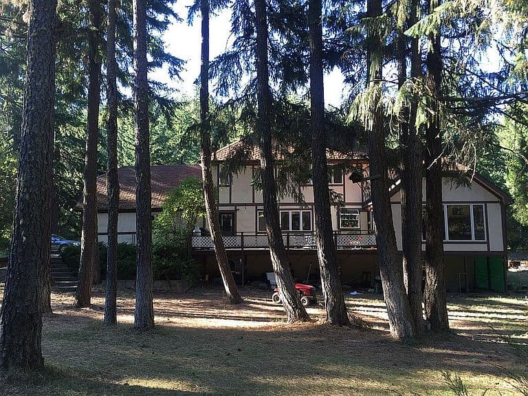 Listing photo