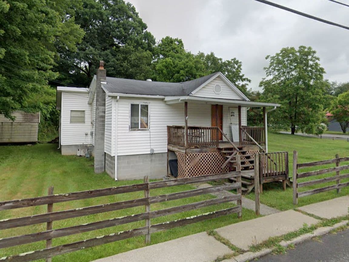 Primary listing photo