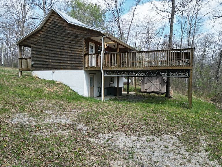 Listing photo 5