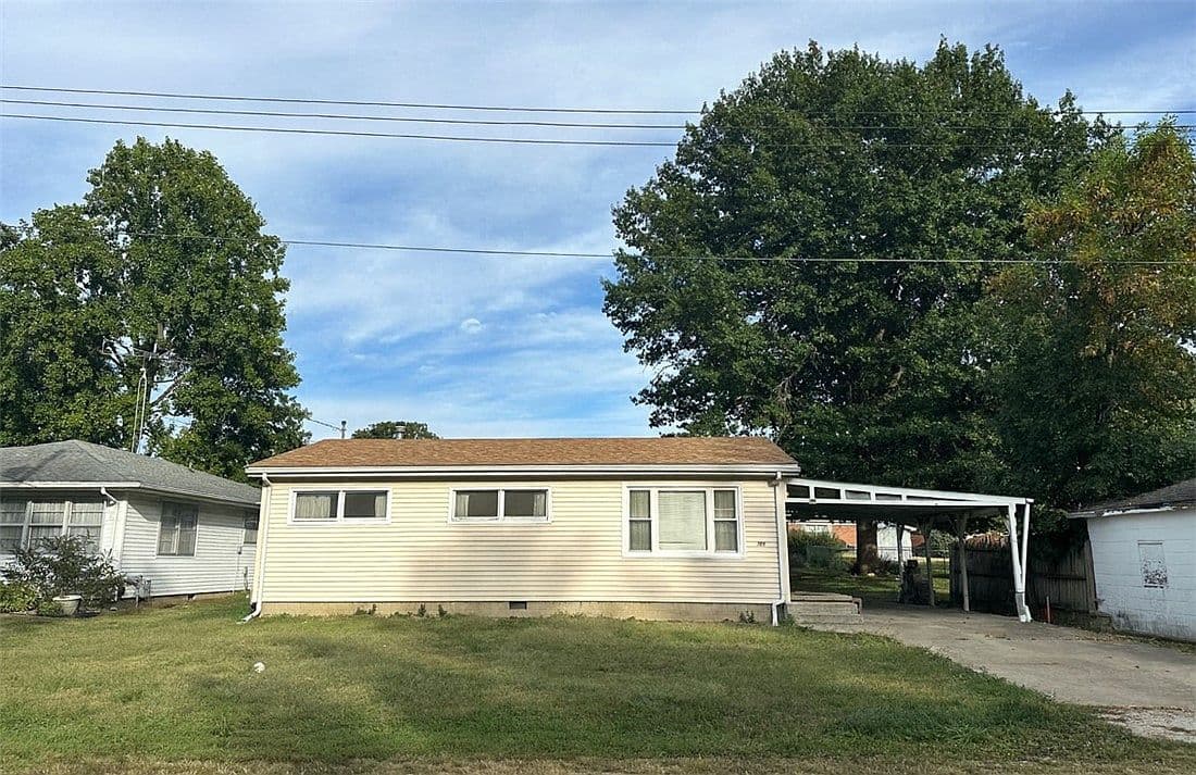 Primary listing photo