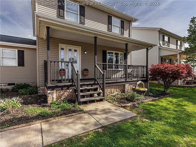 Listing photo 2