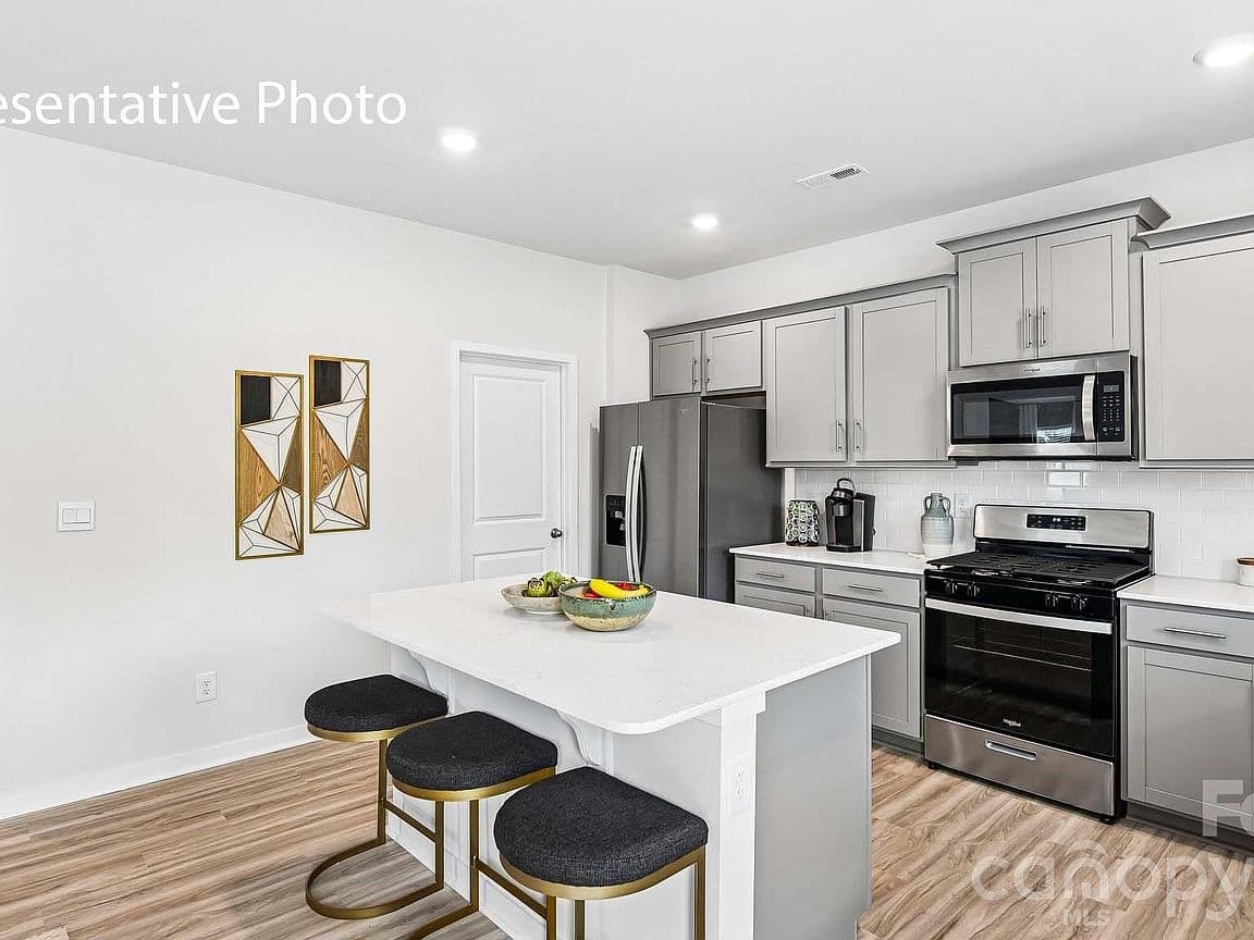 Primary listing photo