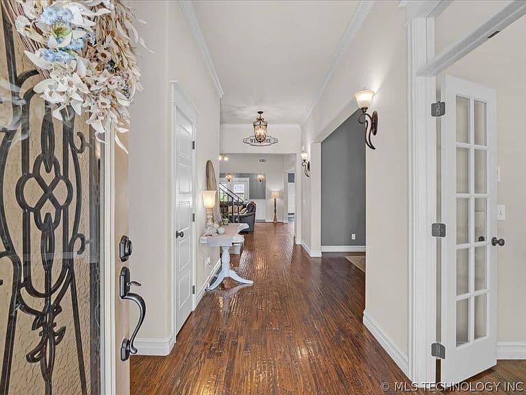 Listing photo 5