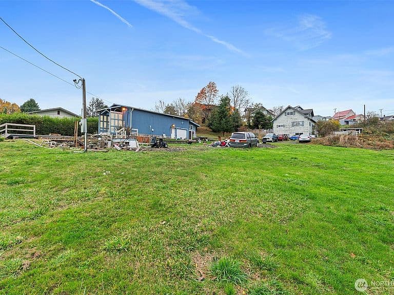 Listing photo 5