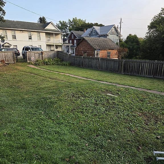 Listing photo 5