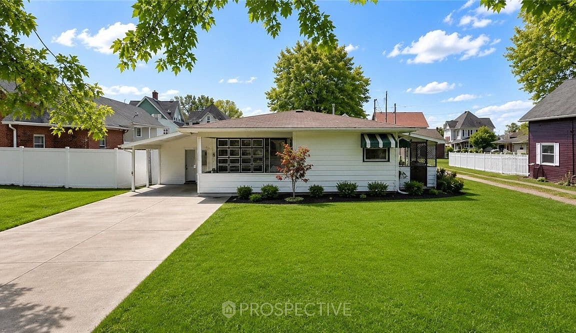 Primary listing photo
