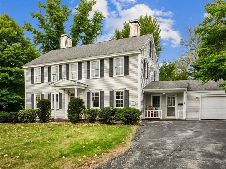 Listing photo 2