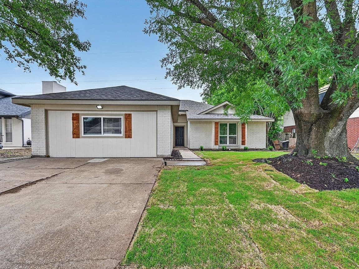 Primary listing photo