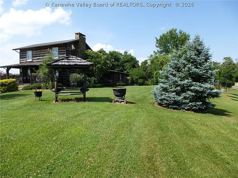 Listing photo 5
