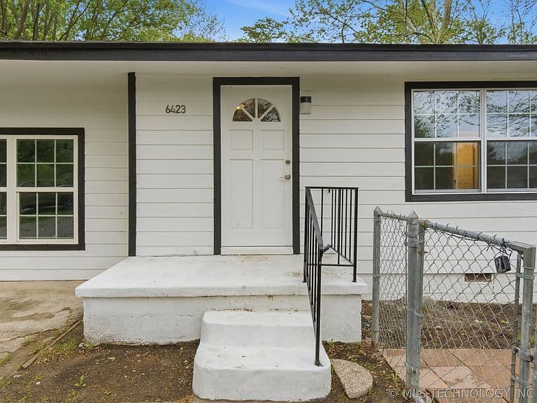 Listing photo 4