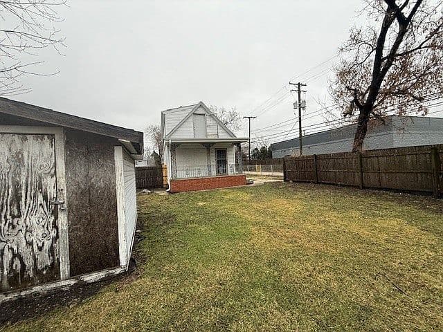 Listing photo 3
