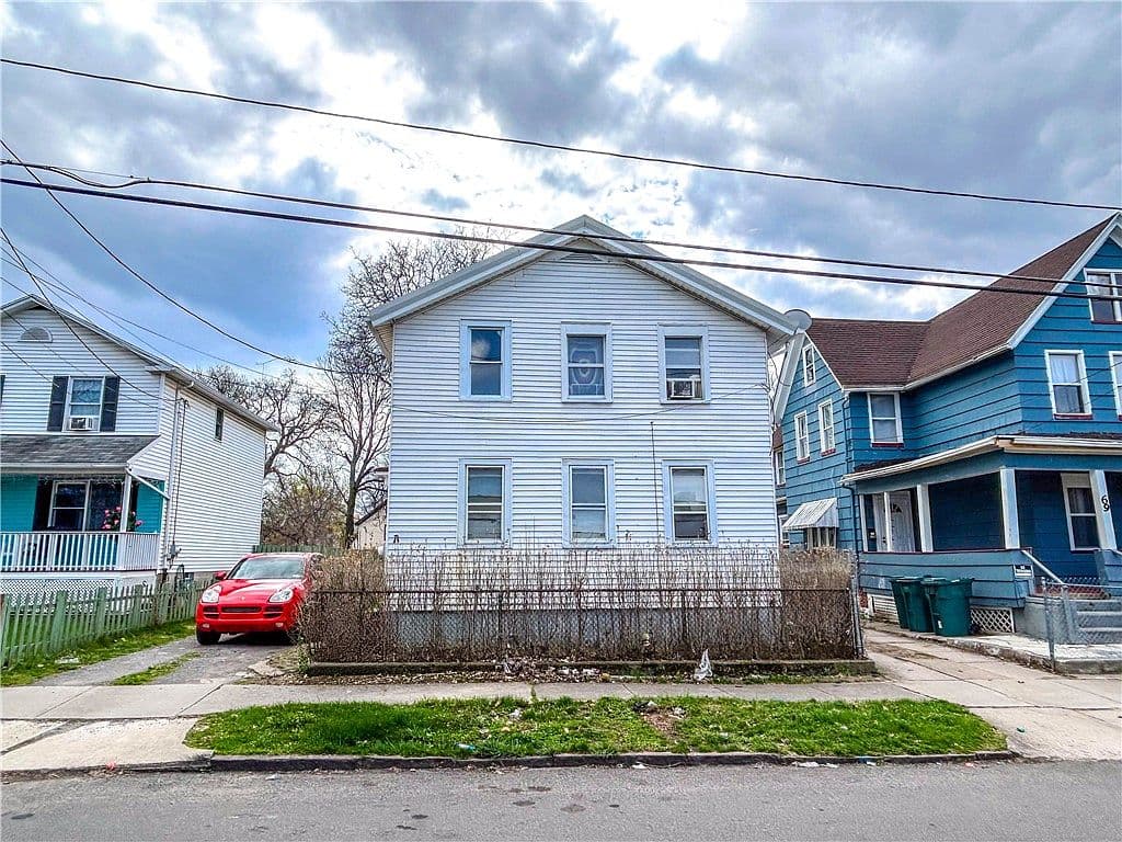 Primary listing photo