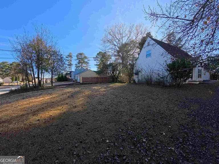 Listing photo 5