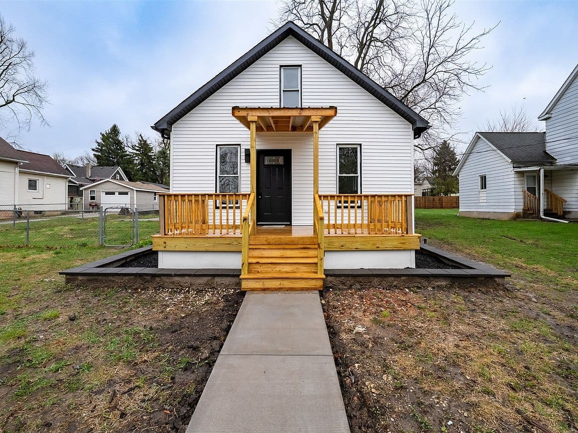 Primary listing photo