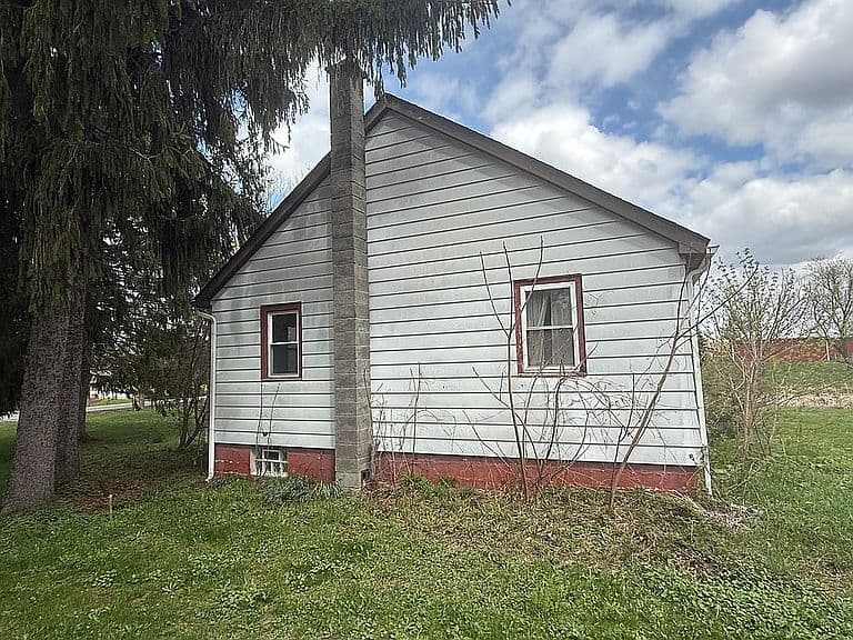 Listing photo 5
